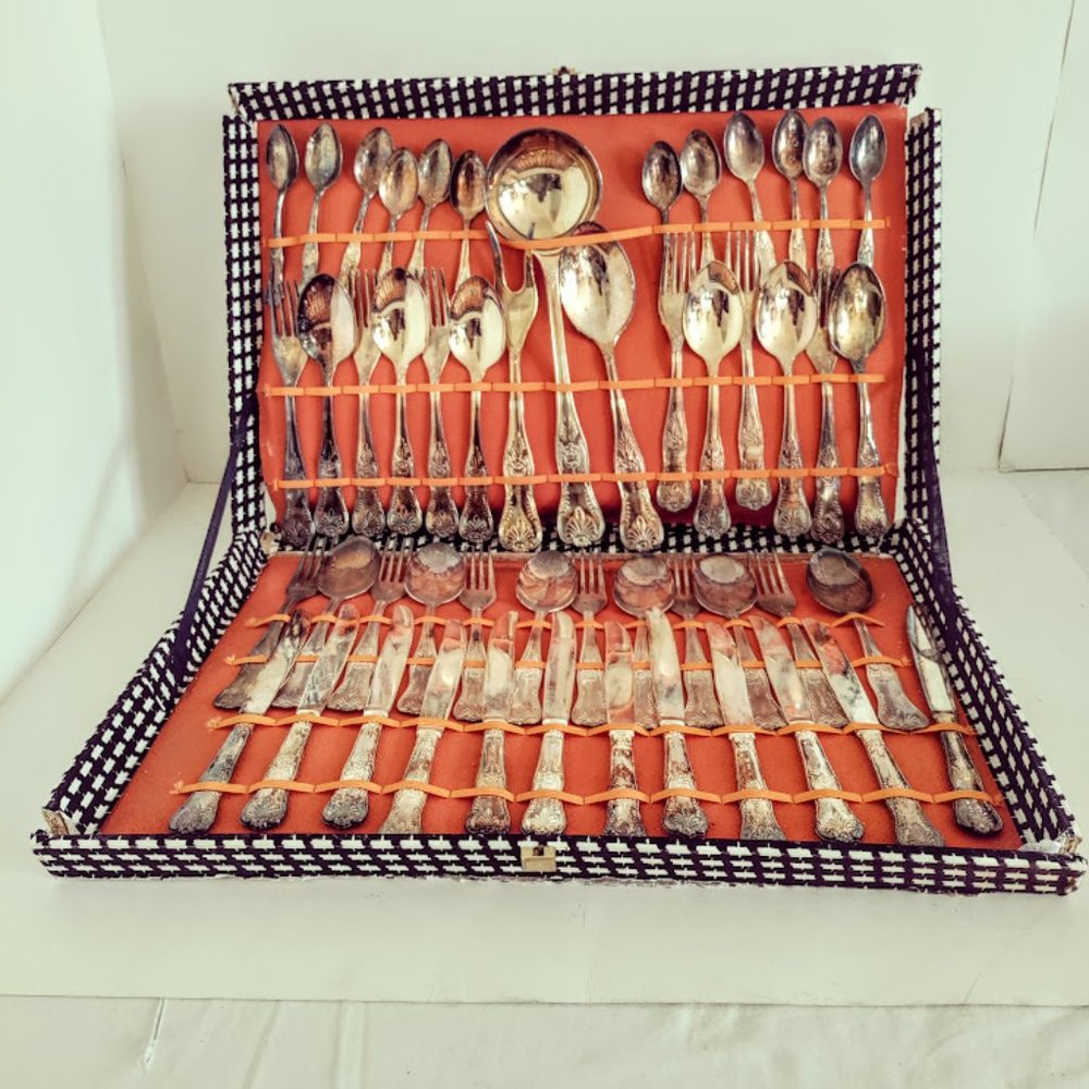 Silver Plated 51 Piece Silverware Set